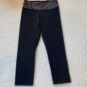 LULULEMON cropped leggings